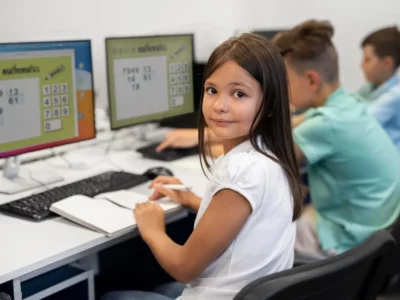 Transformative Tech: Reshaping the Classroom Experience