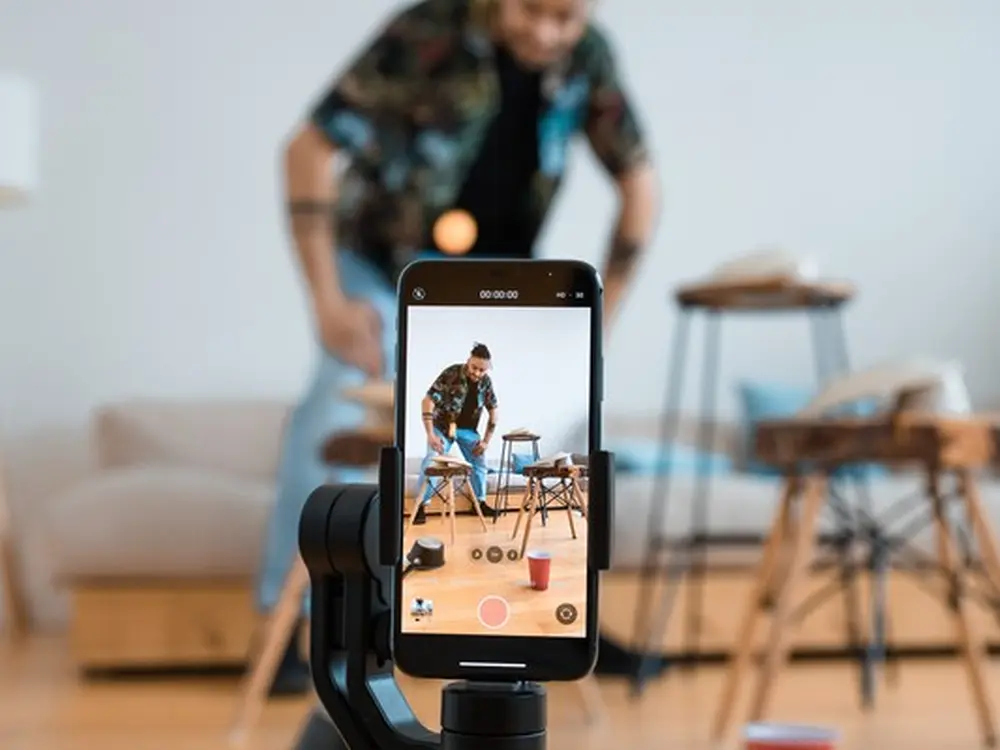 The Future Of Online Engagement, Harnessing The Potential Of Live Streaming 3 Live-Streaming-Arvia-Israk